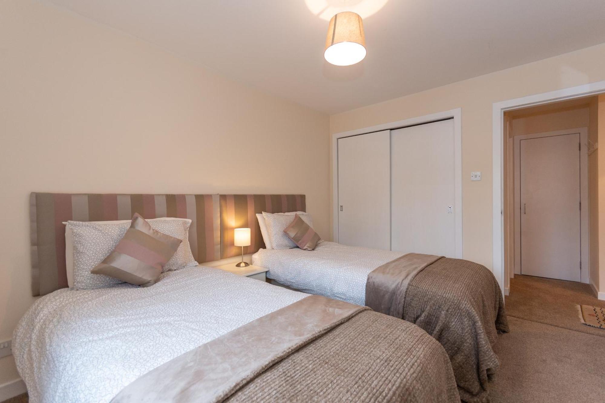 Central St Andrews 2 Bed Apartment - Free Parking Exterior photo